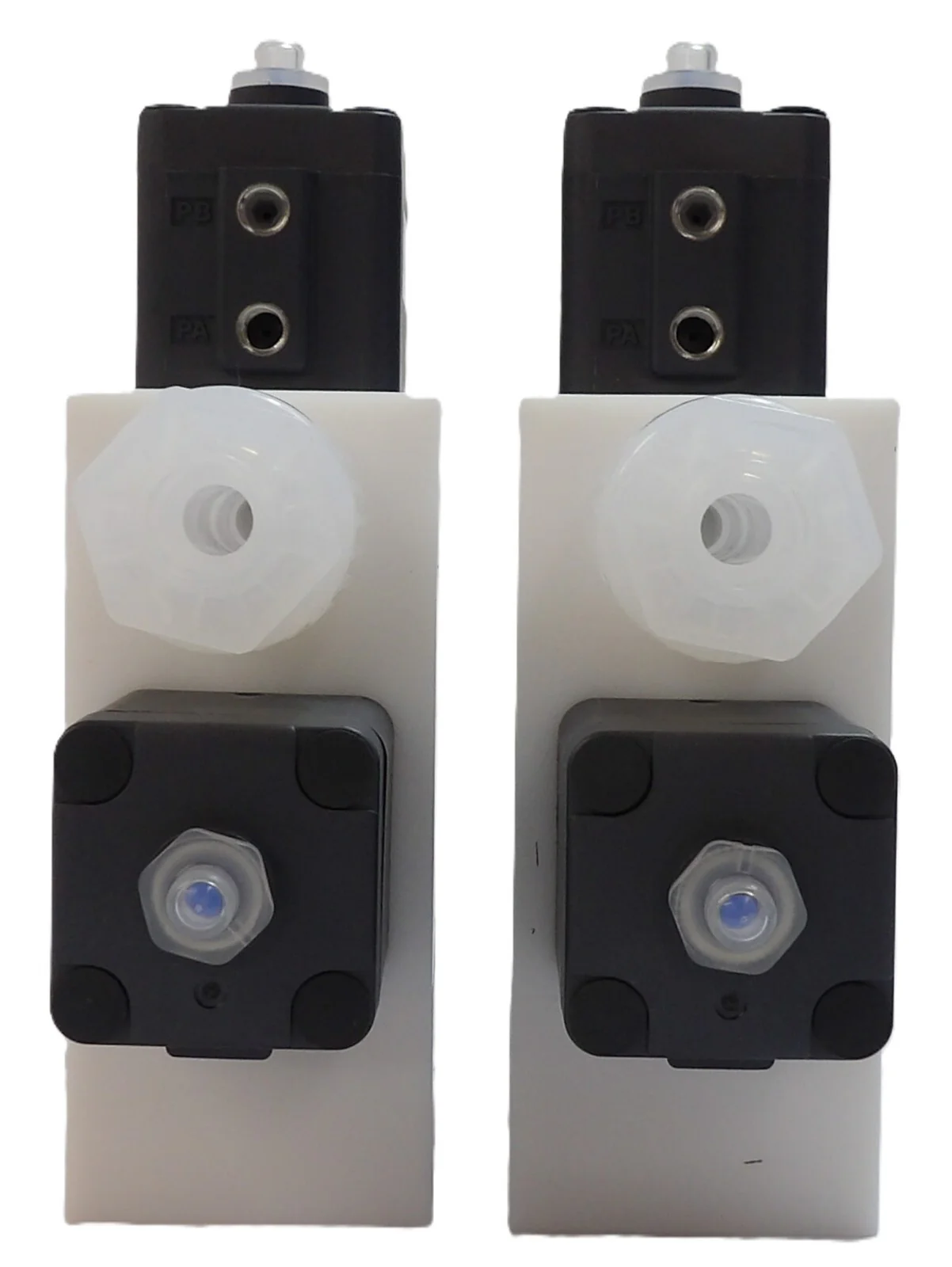 SMC LLC2B-02-Z11-X90 High Purity Chemical Valve Reseller Lot of 2 New Surplus - Image 2
