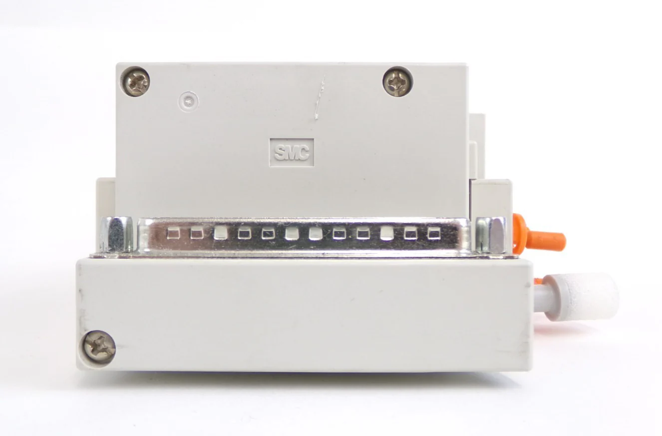 SMC SS5V1-DUT00894 15-Port Pneumatic Manifold AMAT 0190-54290 Working - Image 5