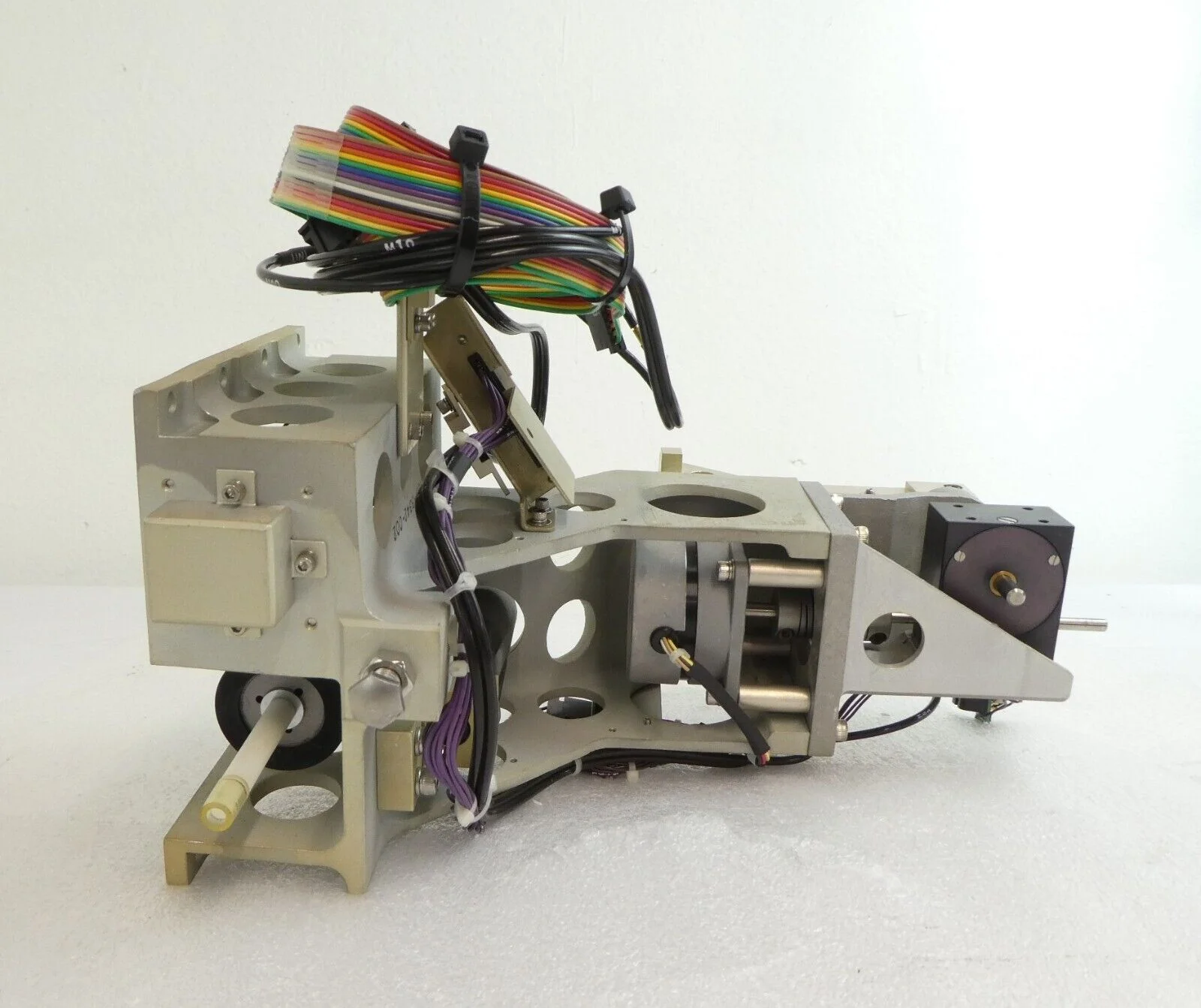 SVG Silicon Valley Group 859-3342-002 Wafer Lifter Assembly Module Working - Image 4