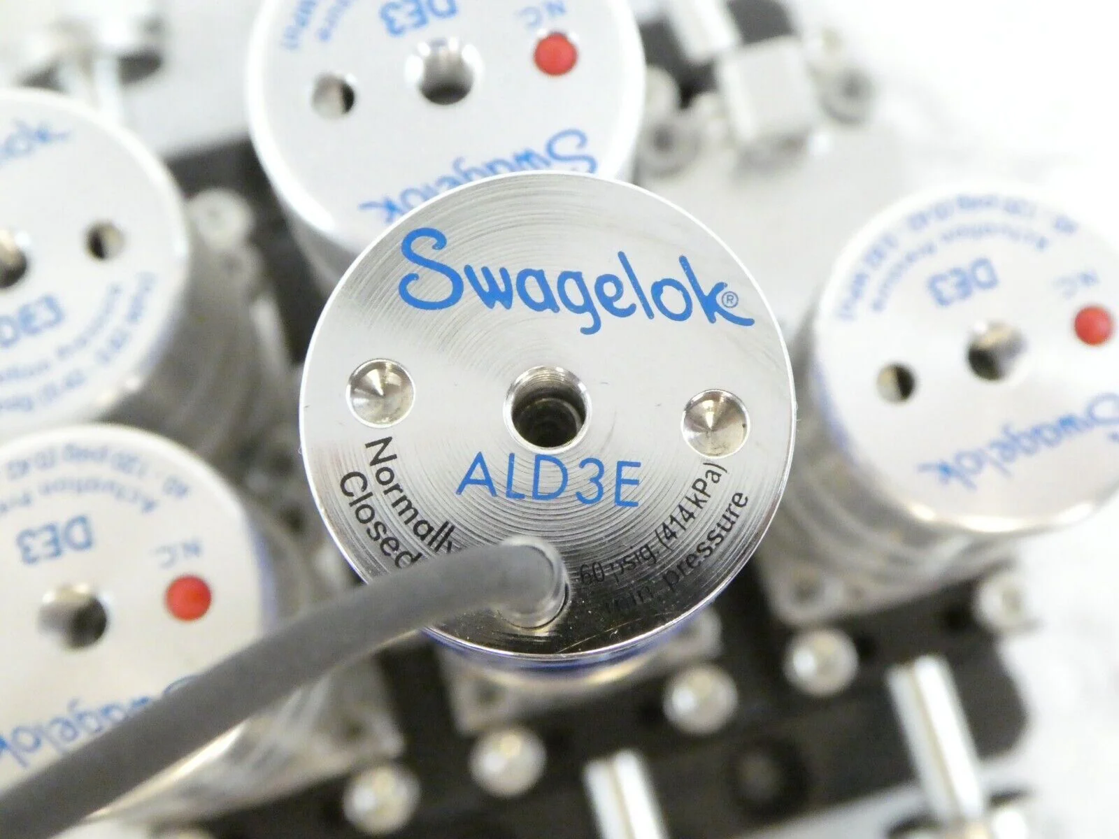 Swagelok 6LVV-MSM-DE3-2-P-C Diaphragm Valve Assembly Block DE3 ALD3E Working - Image 8