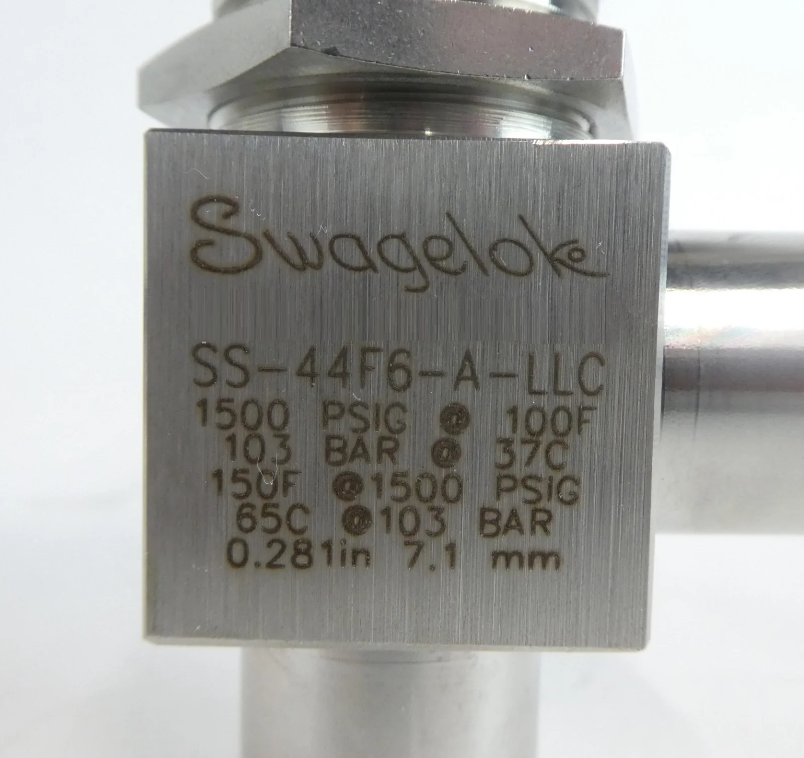 Swagelok SS-44F6-A-LLC 40 Series Ball Valve Lot of 3 New - Image 29