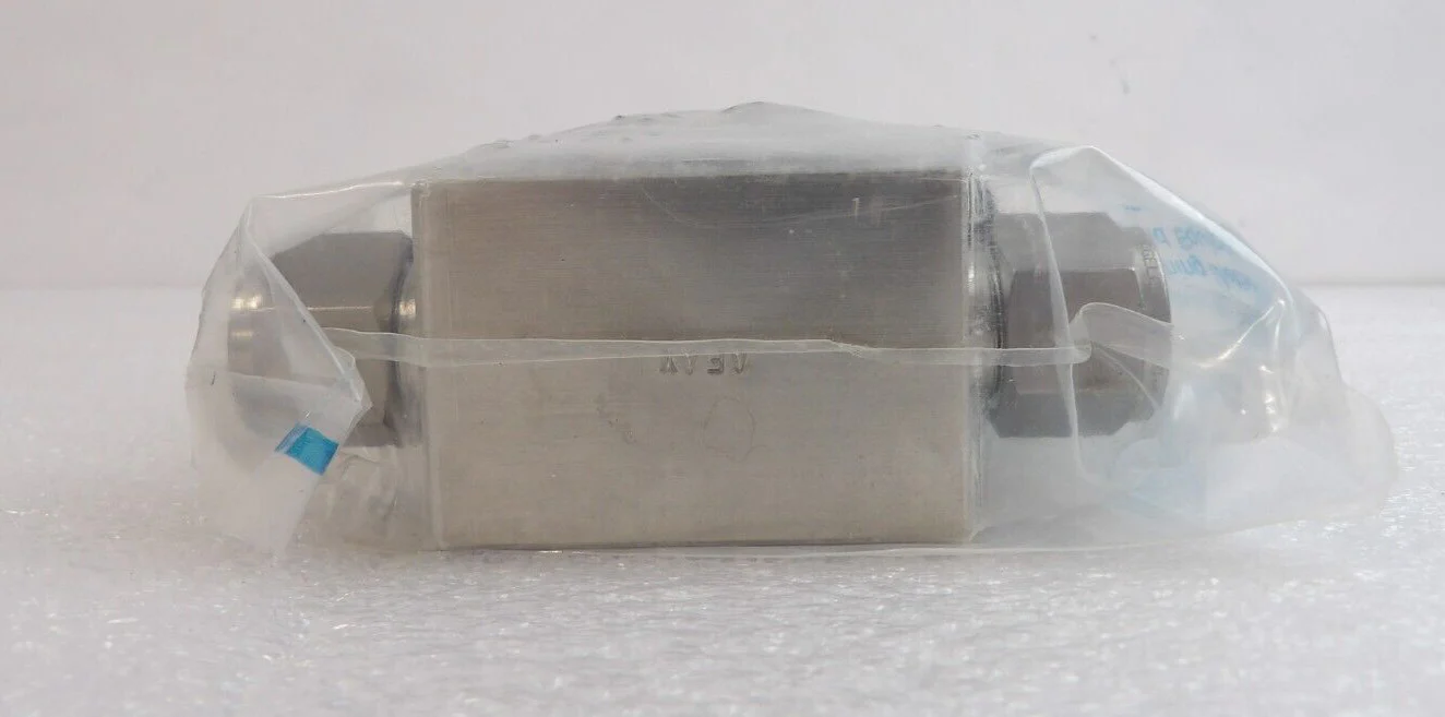 Swagelok SS-45S8-LLC-1466 Stainless Steel 40 Series Ball Valve Lot of 2 New - Image 2