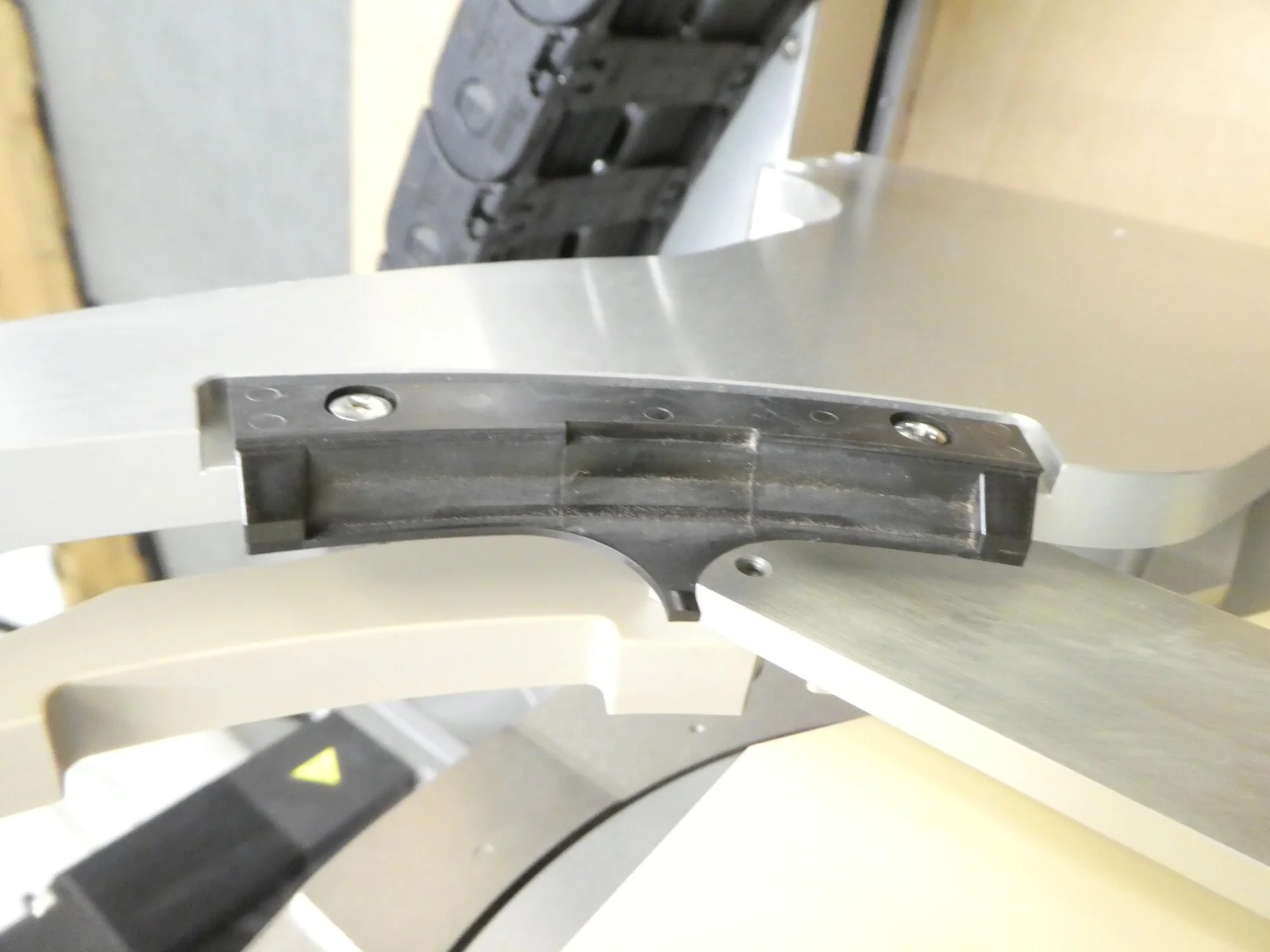 TEL Tokyo Electron 300mm Transfer Robot with Linear Track Working Surplus - Image 13