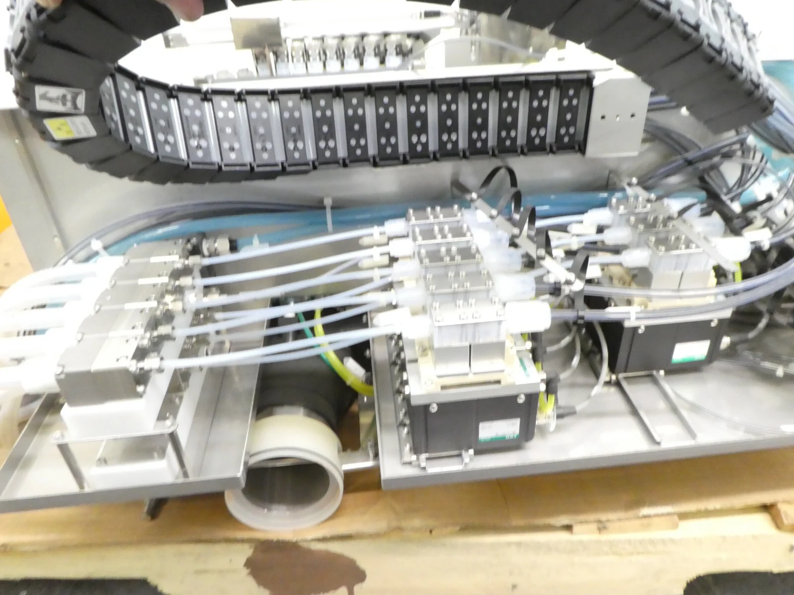TEL Tokyo Electron 300mm Wafer 8 Nozzle COT Coat Process Station Lithius Surplus - Image 9