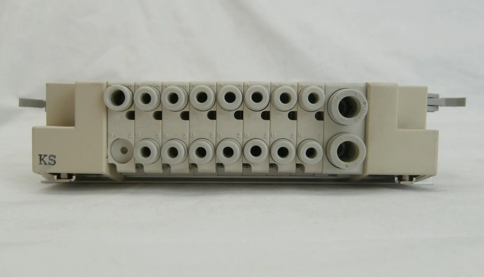 TEL Tokyo Electron 3D80-001913-11 SMC 8-Port Pneumatic Manifold Lot of 2 Working - Image 6