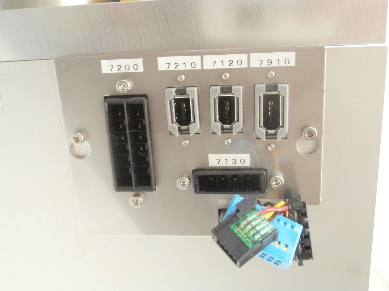 TEL Tokyo Electron 51161-802-001 Interface Block Robot IRAM Lithius w/300mm Fork - Image 8