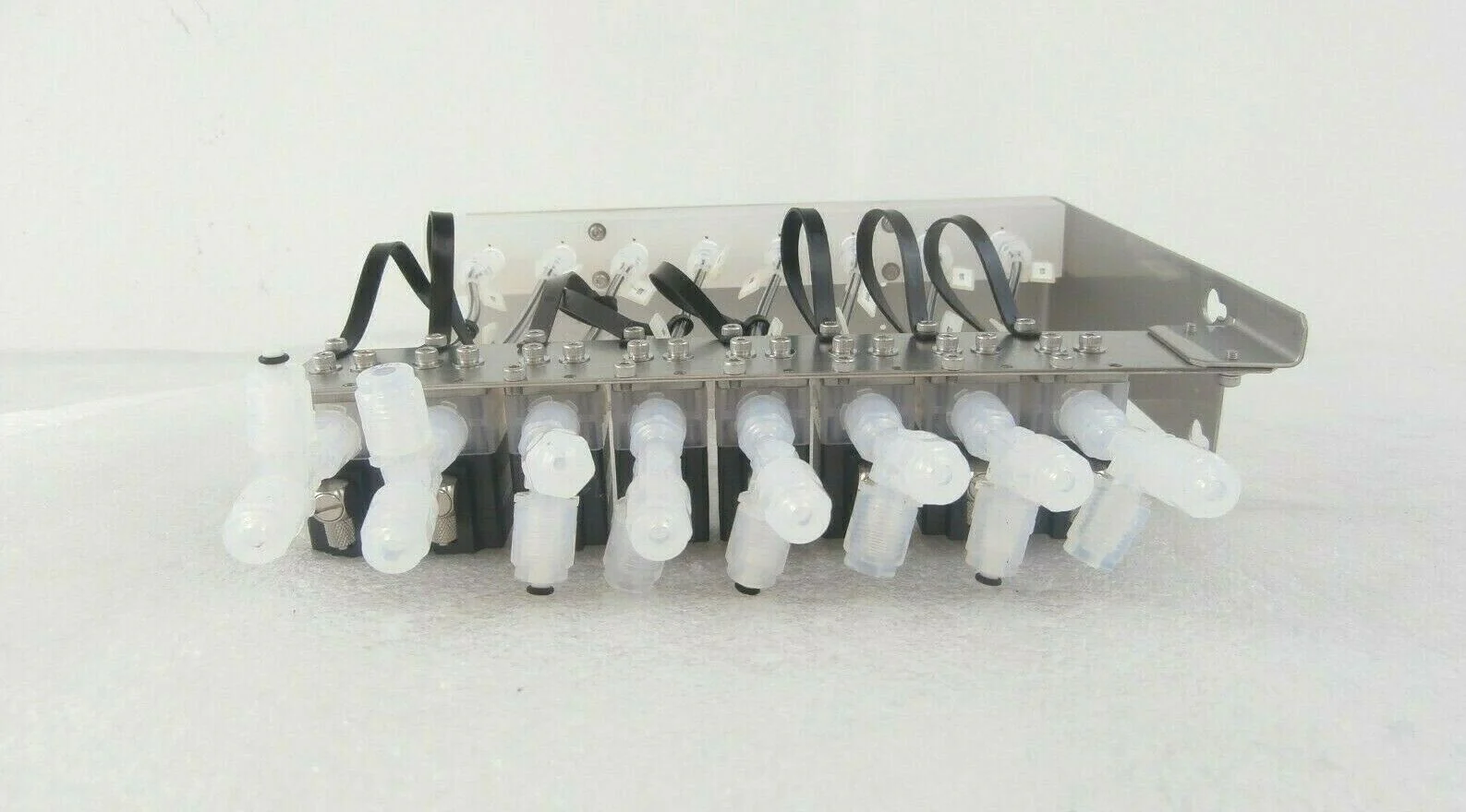 TEL Tokyo Electron Tubephragm Pneumatic Manifold F-AVP070-4W Lithius Working - Image 3