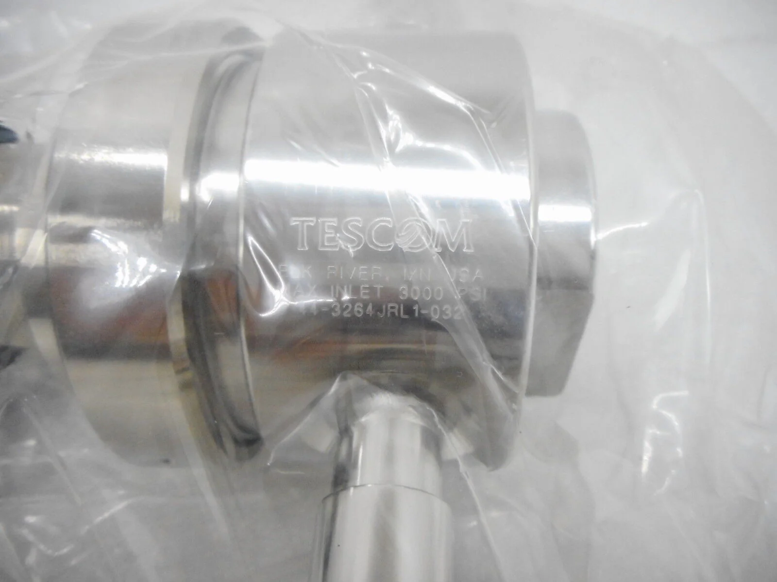 Tescom 44-3264JRL1-032 Manual Regulator Valve Lot of 3 New - Image 10