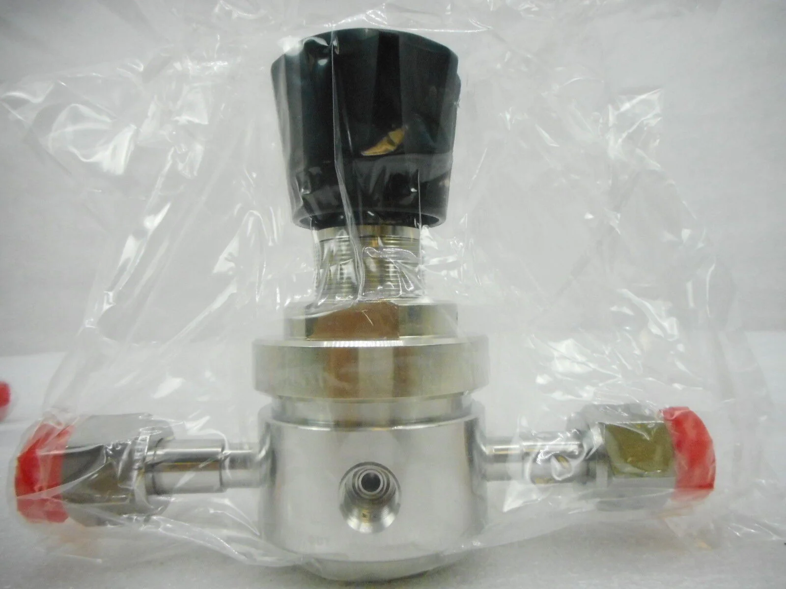 Tescom 44-3264JRL1-032 Manual Regulator Valve Lot of 3 New - Image 8