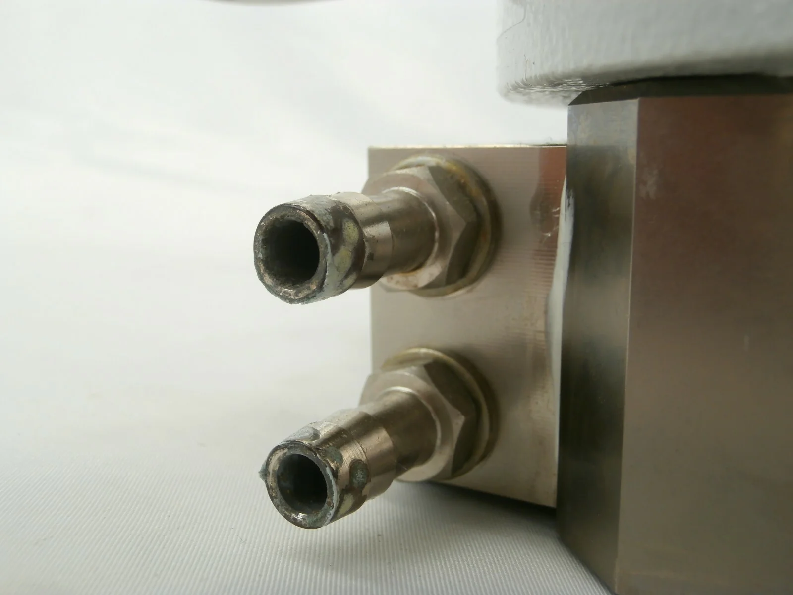TMU 261 P Pfeiffer PM P02 826 H Turbomolecular Pump with Heater Turbo Working - Image 9