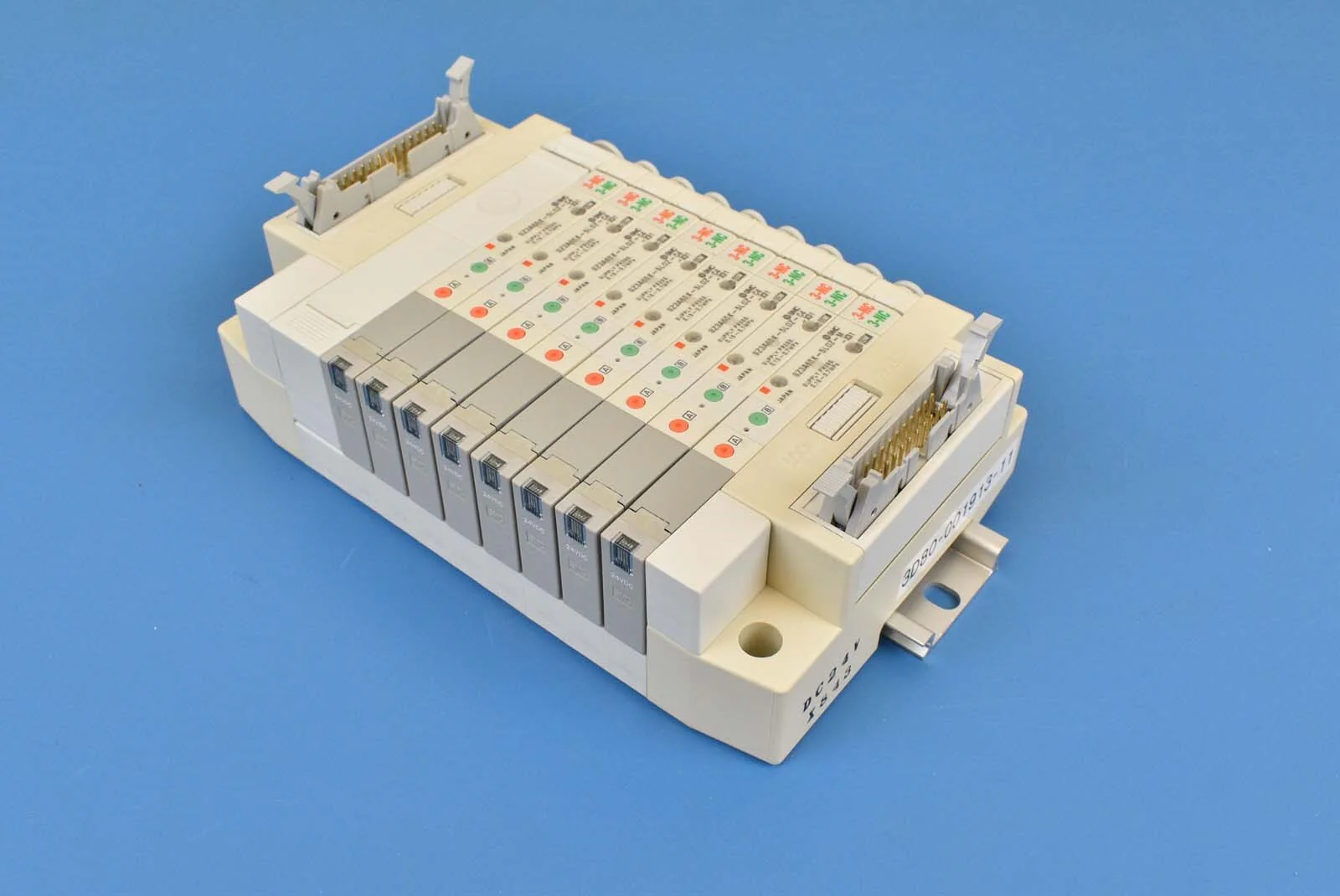 Tokyo Electron Ltd 3D80-001913-11 8 Port Pneumatic Manifold Working - Image 2