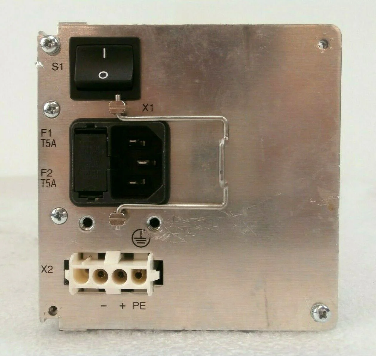 TPS 301 Pfeiffer PM 041 820 AT Turbomolecular Pump Power Supply Untested As-Is - Image 4