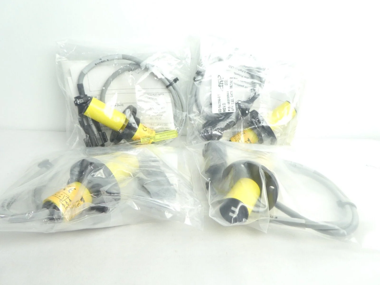 Turck FCS-K20-AP8X Air Flow Monitor ASM 02-144014-01 Lot of 4 New Surplus - Image 2