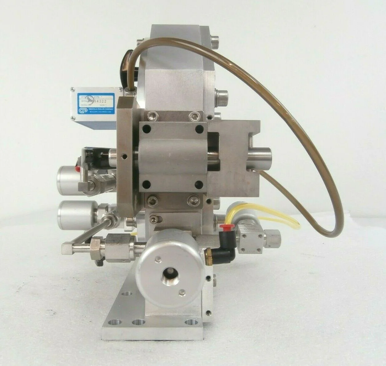 Ulvac 1020545-02-AME 200mm Wafer Heating Assembly Enviro II RF Strip Working - Image 4