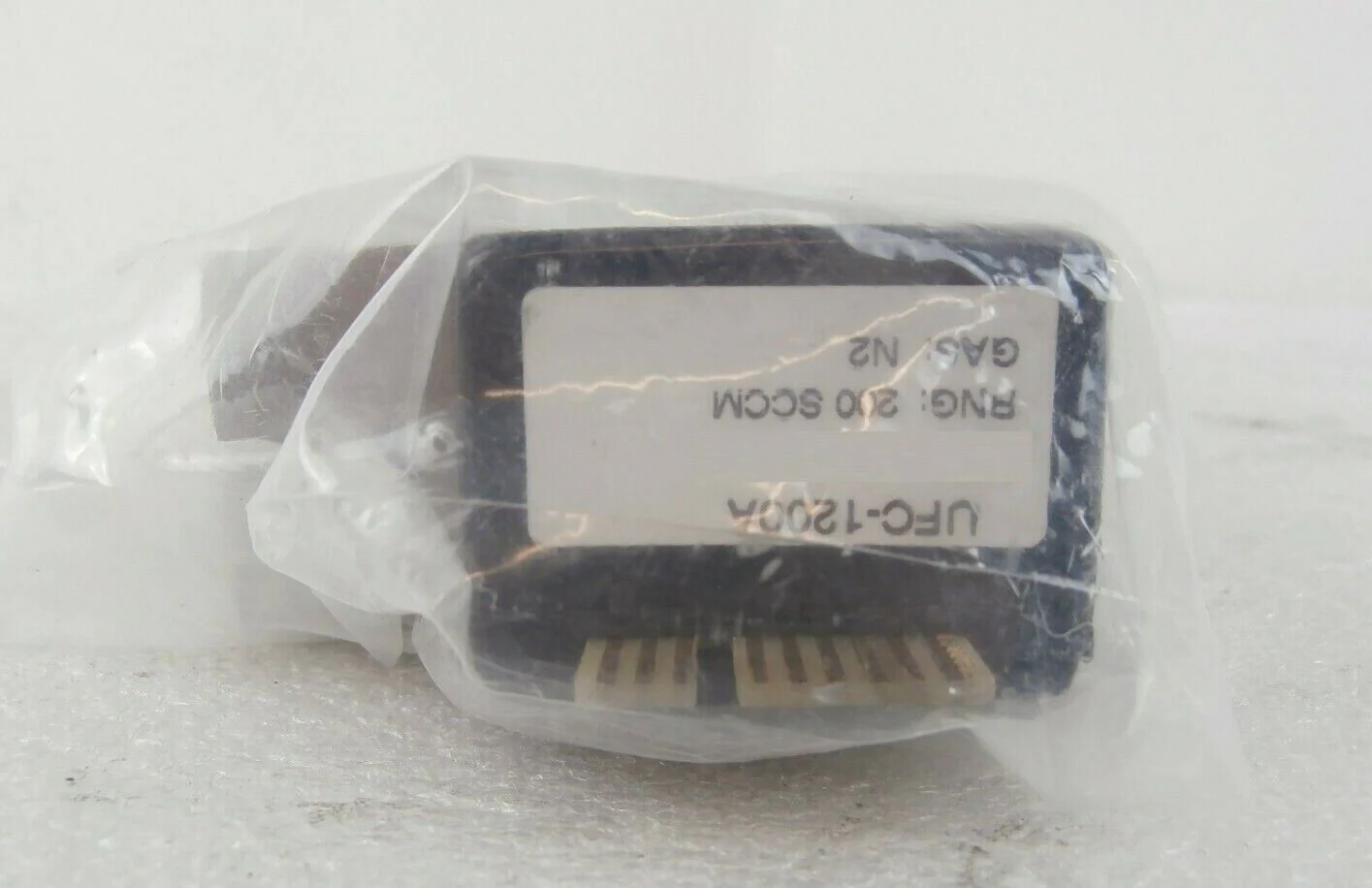 UNIT Instruments UFC-1200A Mass Flow Controller MFC 200 SCCM N2 Refurbished - Image 5