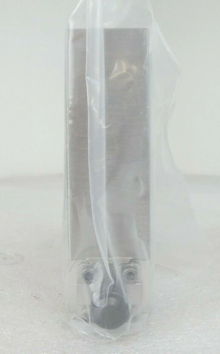 UNIT Instruments UFC-8160 Mass Flow Controller MFC 20L N2 Mattson 37100602 New - Image 4