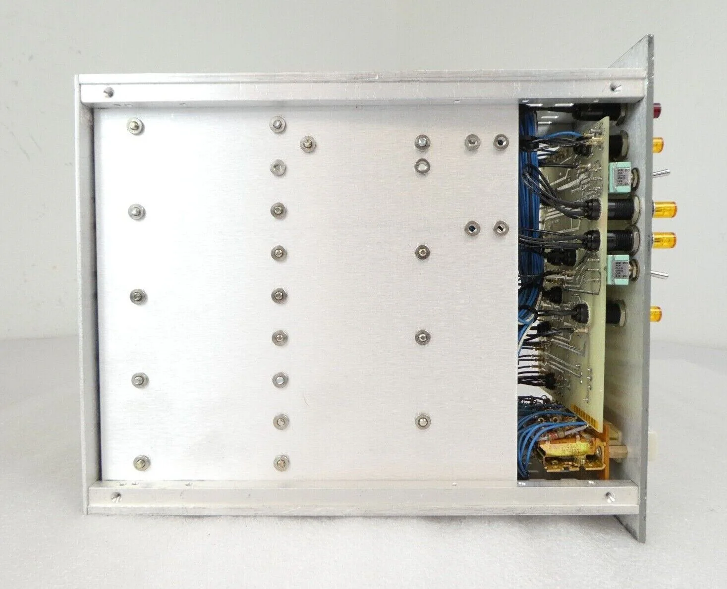 Varian Ion Implant Systems D106527001 End Station Vacuum System Module Working - Image 3