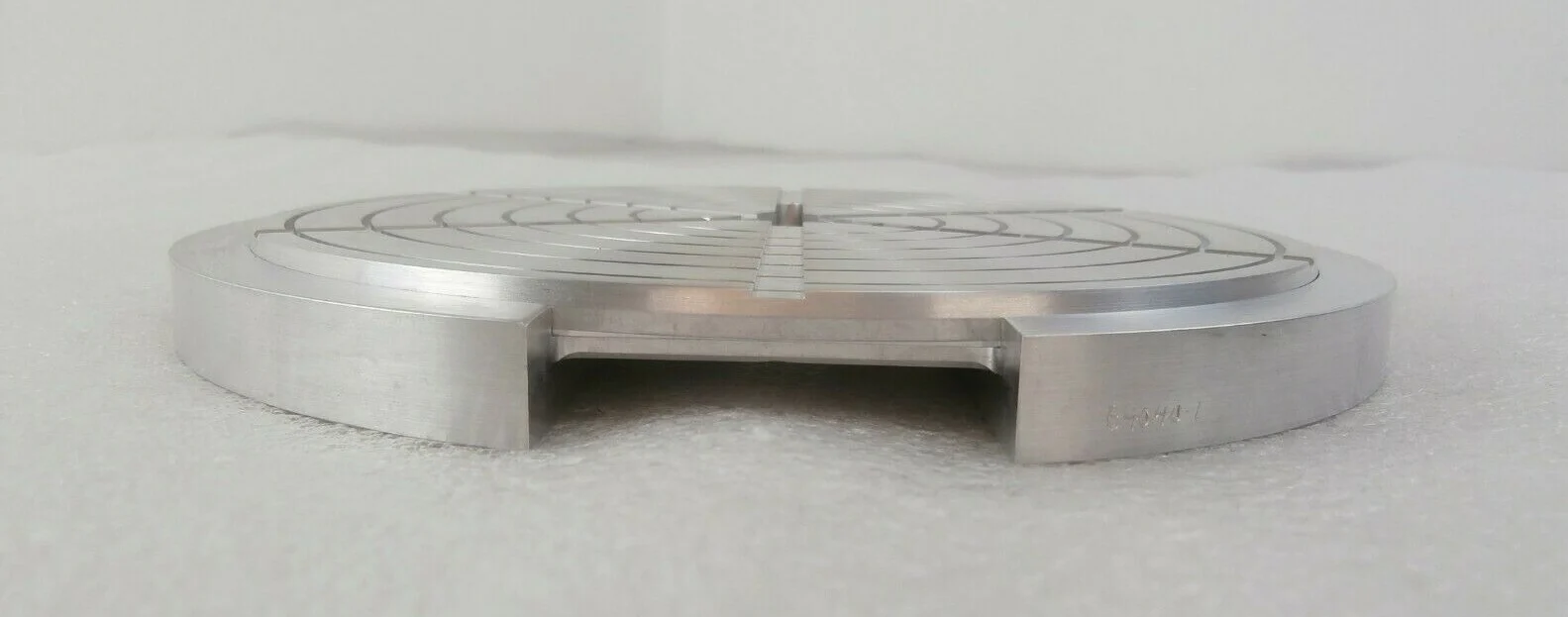 Varian Semiconductor Equipment E11001574 200mm Chuck Plate VSEA Working Surplus - Image 7