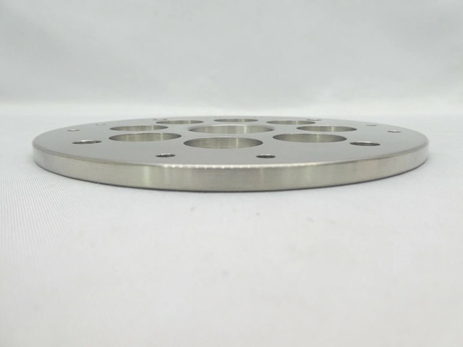 Varian Semiconductor Equipment VSEA 0437001 Mounting Plate New Surplus - Image 6