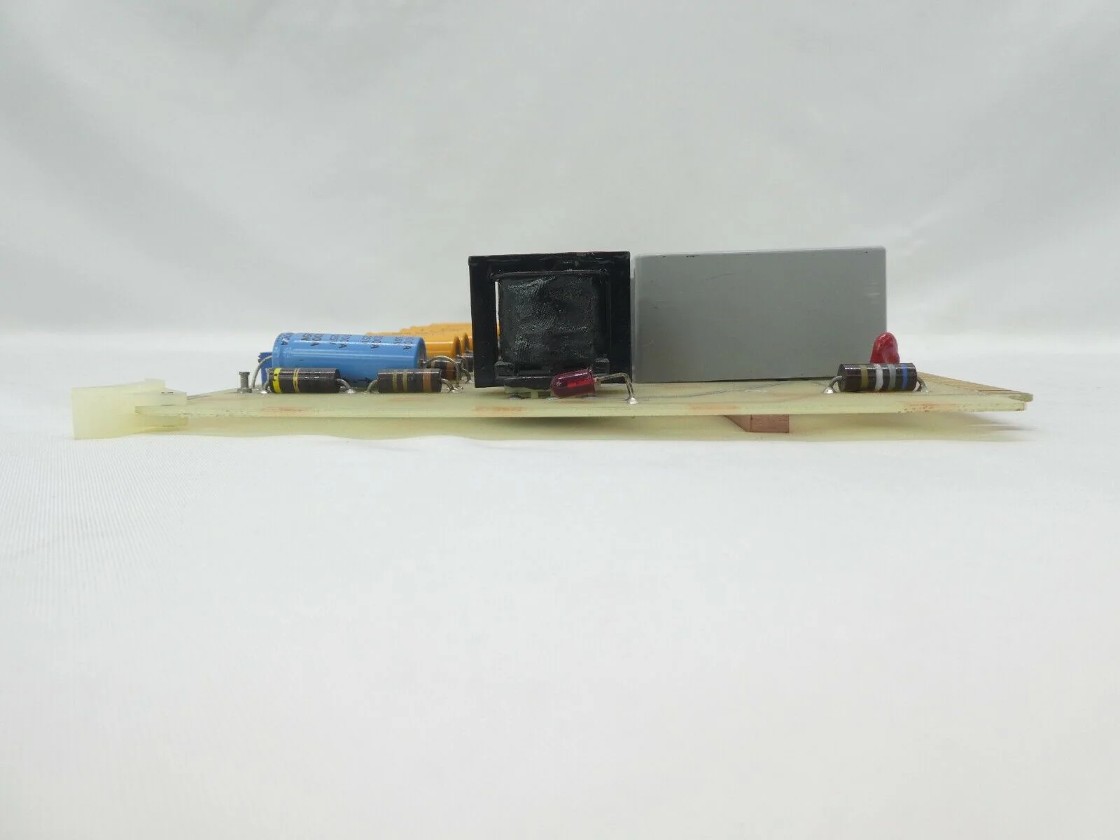 Varian Semiconductor VSEA D-F3104001 TC Heater Power Supply PCB Card Rev. C - Image 6