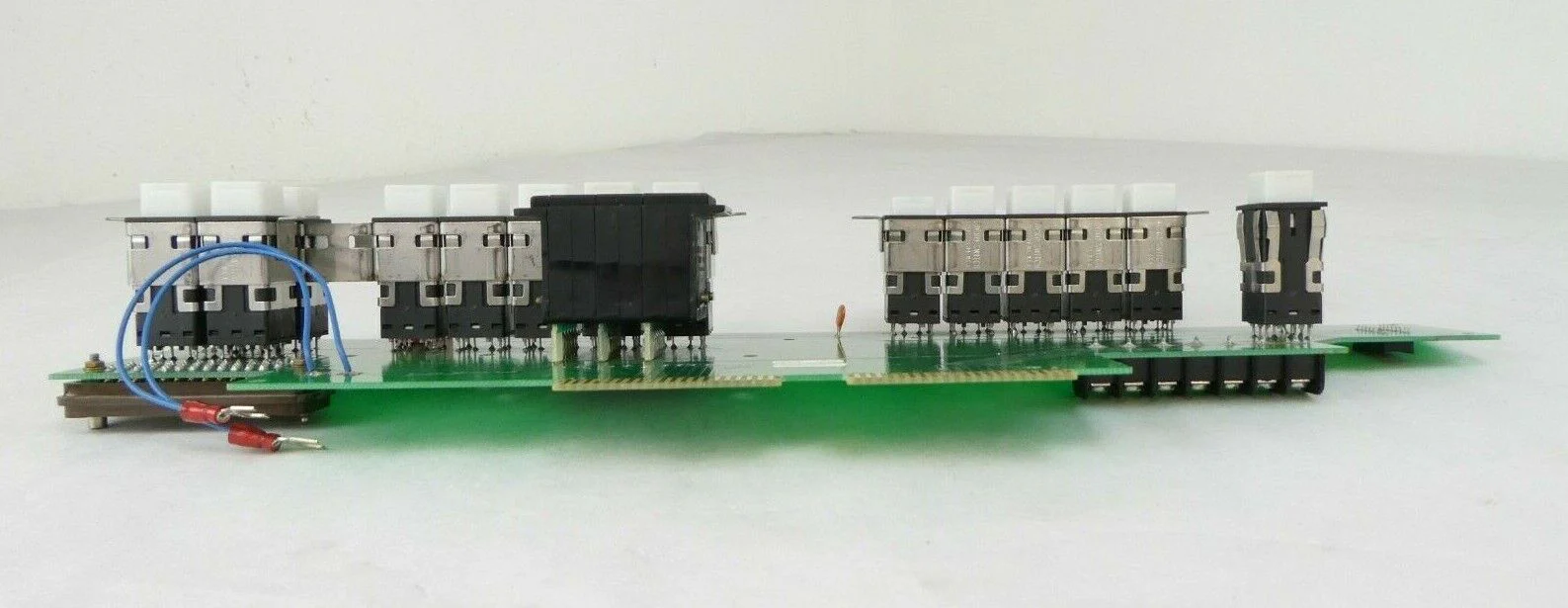 Varian Semiconductor VSEA F3944001 Source Control PCB Manufacturer Refurbished - Image 4
