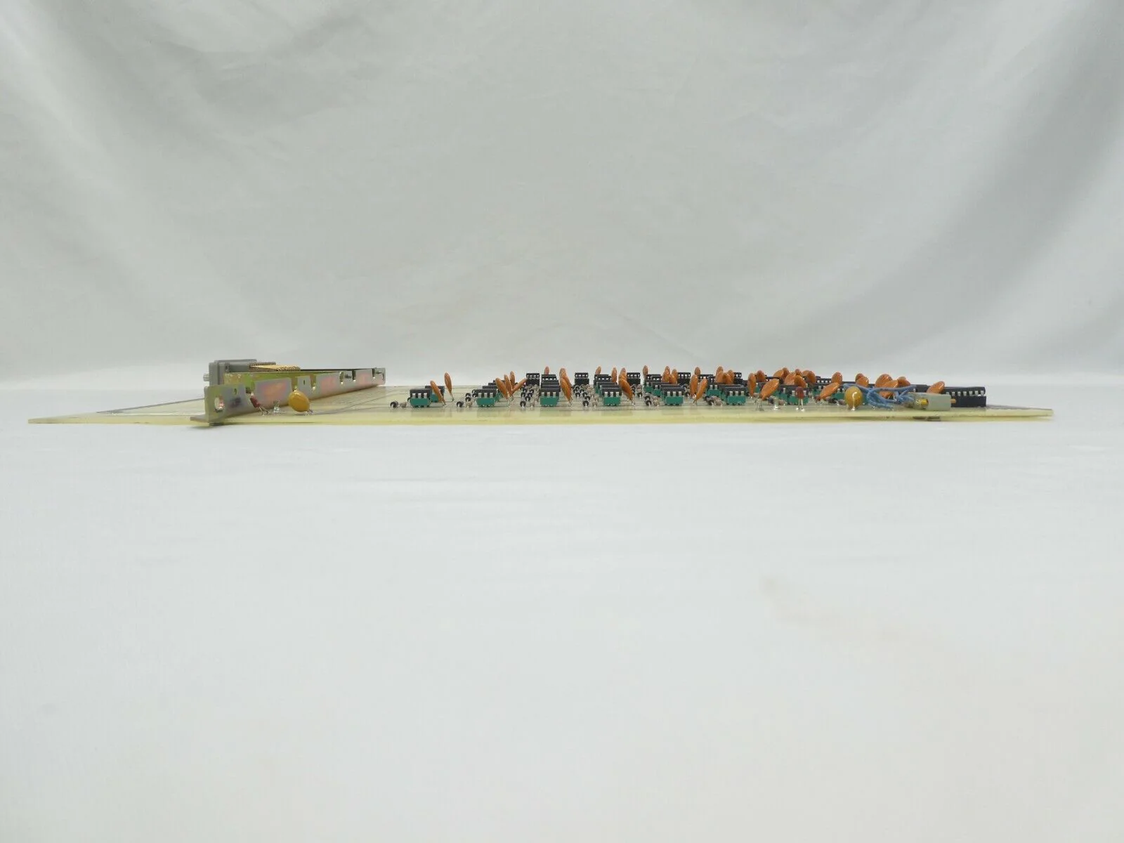 Varian VSEA E F3835001 Operator Control Isolation PCB Card Rev. C Working Spare - Image 8