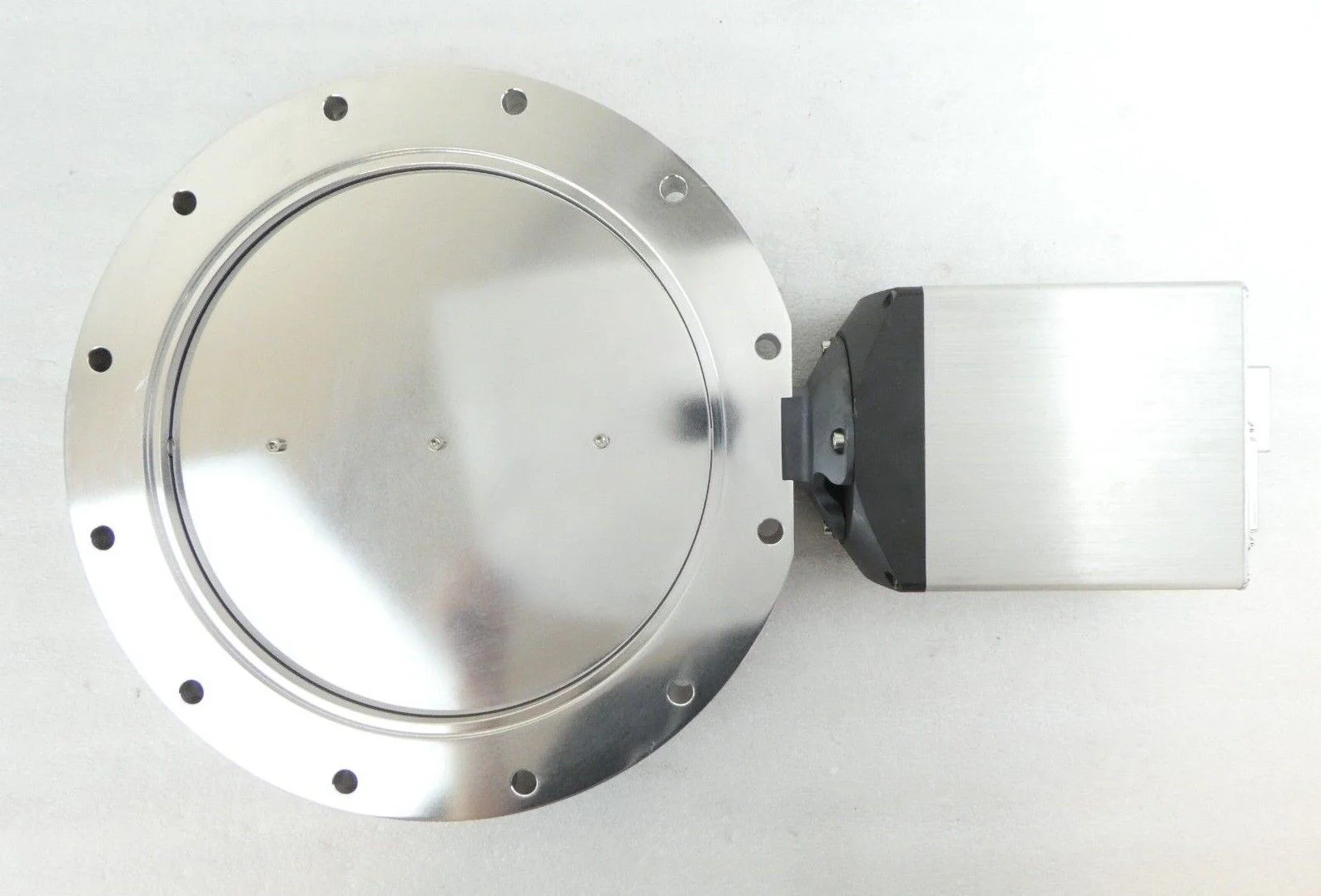 VAT 61248-PAGS-ARE1 Butterfly Valve Control System Series 612 Working Surplus - Image 2