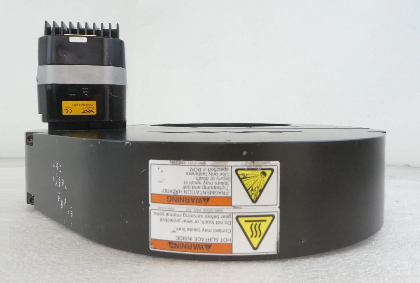 VAT 65048-JH52-AKF1 Pendulum Control & Isolation Gate Valve Series 650 Untested - Image 5