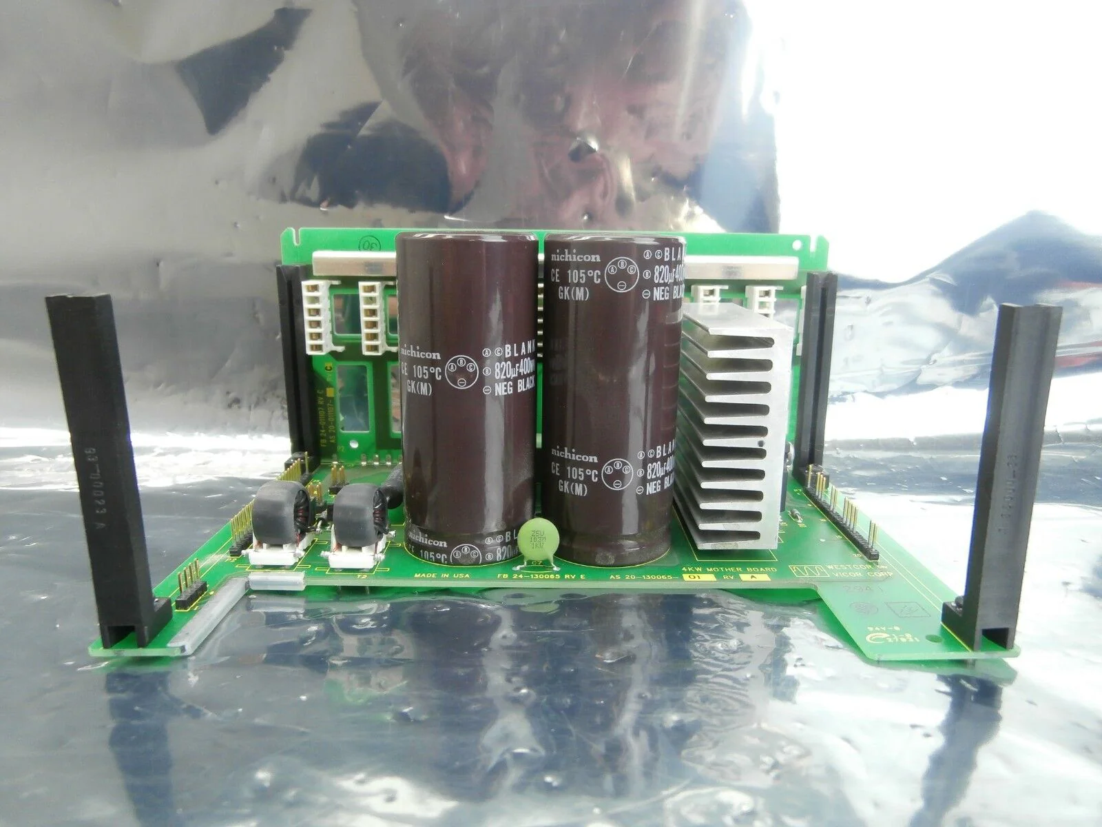 Vicor 20-130065 4kW Mother Board PCB Backplane 24-130065 Used Working - Image 2