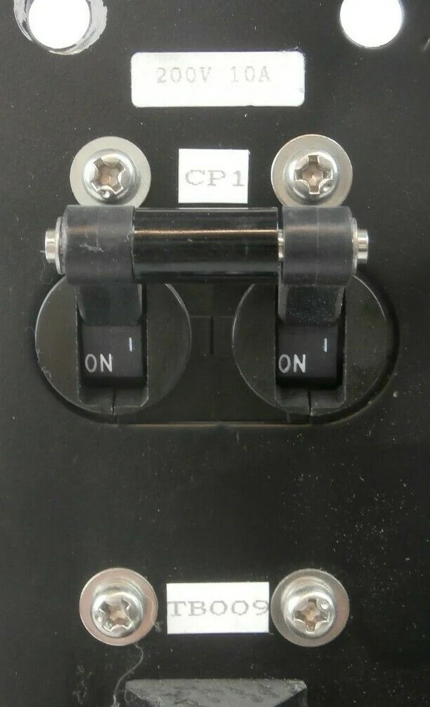 Yaskawa DR1-08AC N00A Servo Drive SERVOPACK with Circuit Breaker TEL Working - Image 8