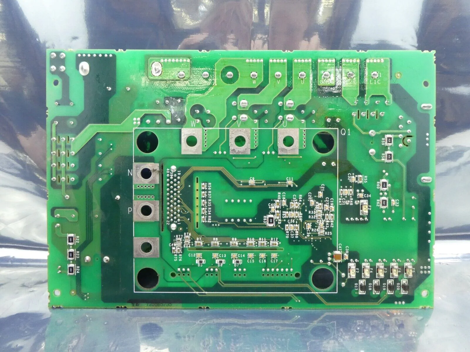 Yaskawa Electric CLSR-CC-1CN2BY1 Power Distribution PCB DF0200448-A0 NSR Working - Image 3