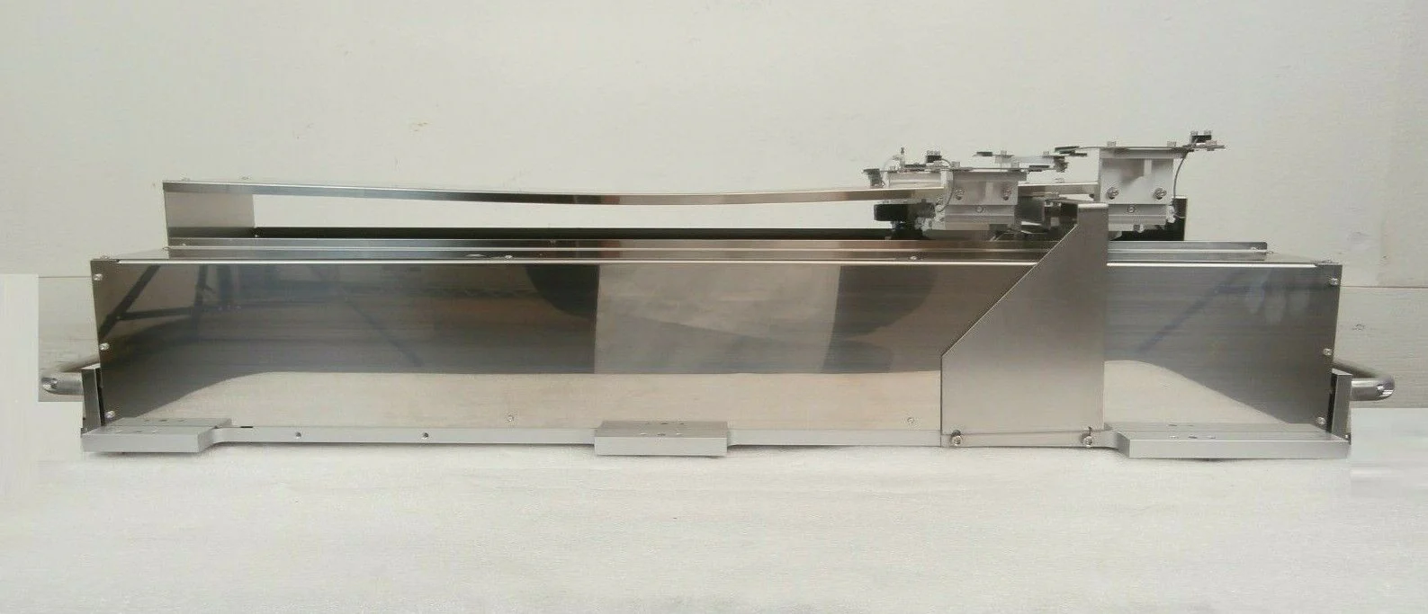 Yaskawa Electric XU-ACT067V-A00 Robot Track Linear Motion Rail New Surplus - Image 3