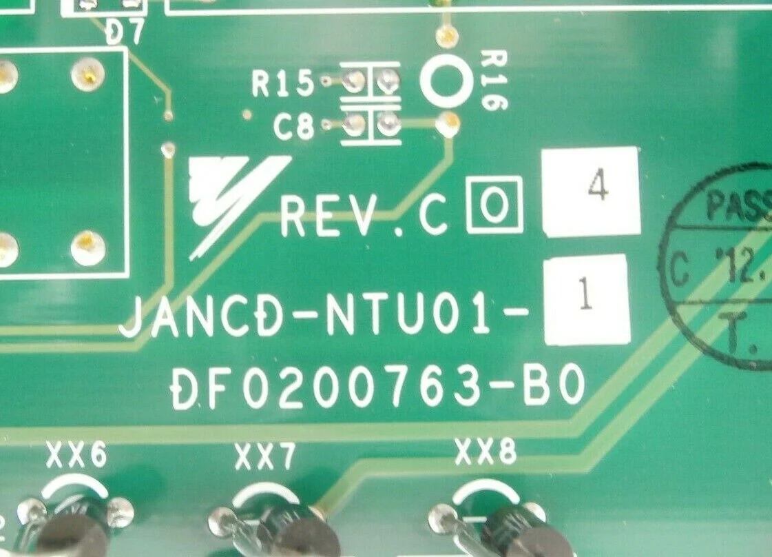 Yaskawa ERCR-ND11-A001 Robot Controller SGDH-08AE-SY705 Broken Switch As-Is - Image 8
