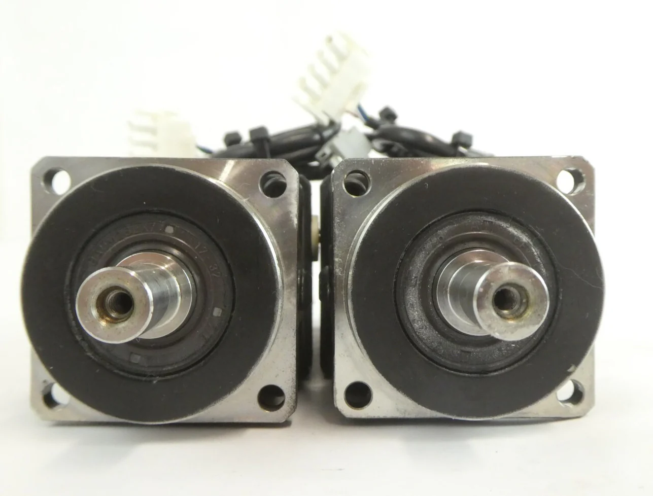 Yaskawa SGMAH-04AAF41 YSC-SGMAV-04-001 Servo Motor Lot of 4 Working Surplus - Image 7
